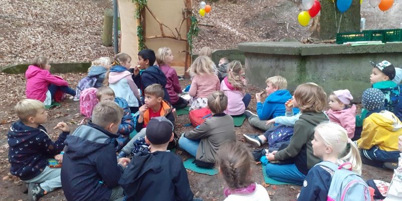 698BD9ED-051A-453C-9322-607093DAE052